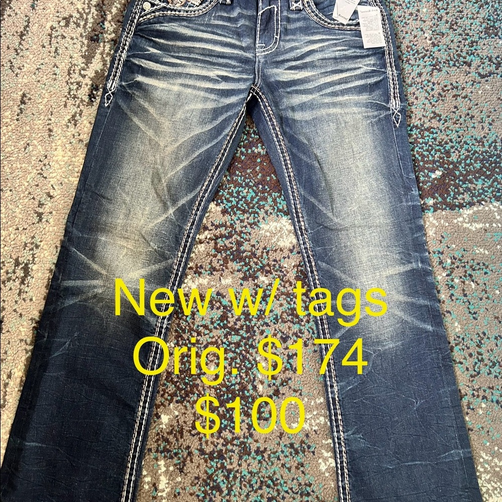 Buckle Jeans